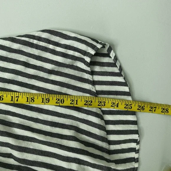 Victorias Secret Pajama Shirt Top Womens Medium White Gray Stripe Soft Button - Picture 11 of 12
